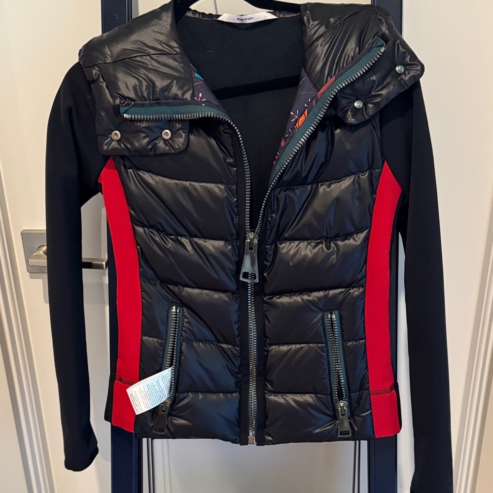 Black and Red Women's Ski Jacket